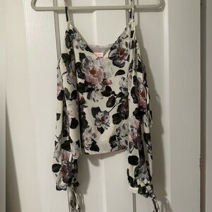 Re:Named Off Shoulder Top